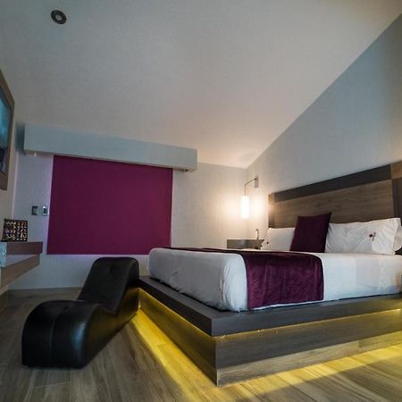 Auto Hotel Hacienda Arriba León Exteriör bild