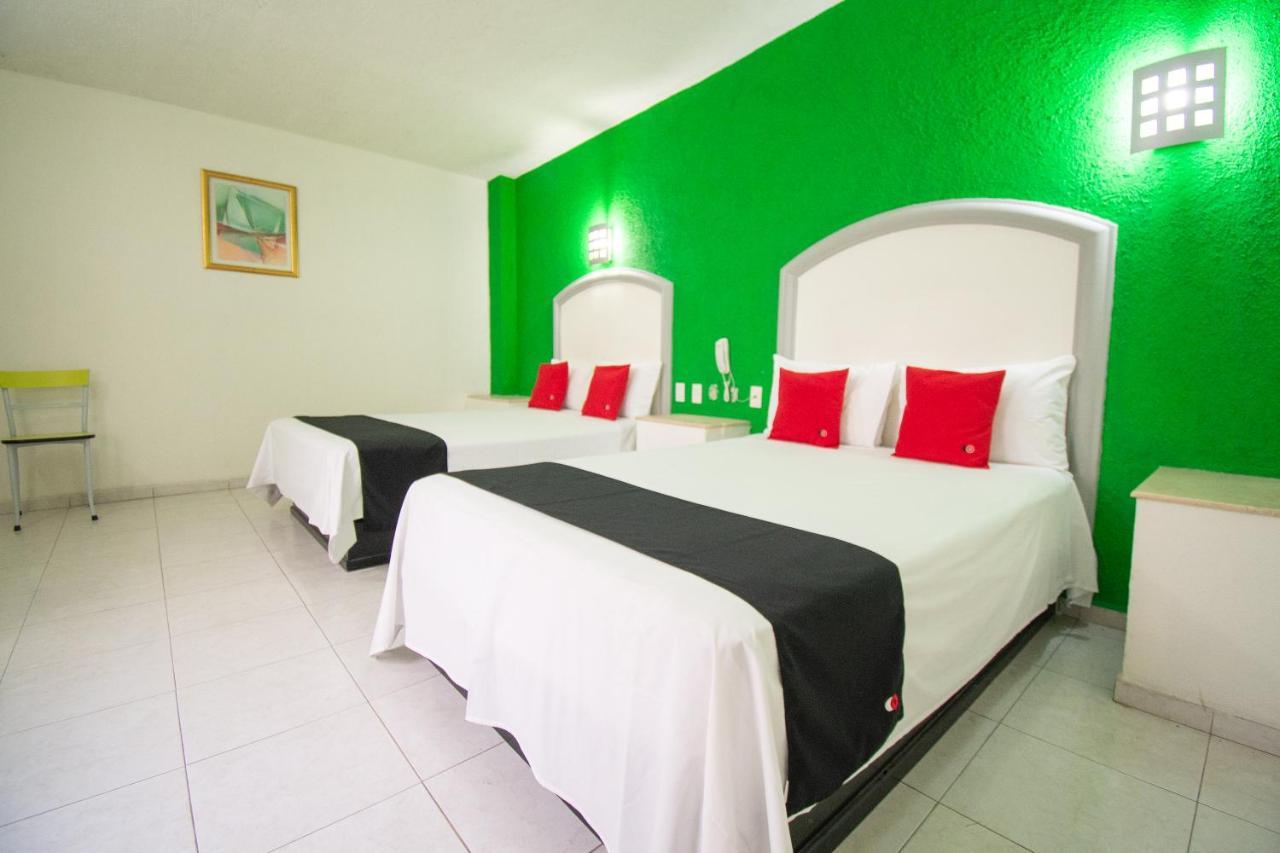 Auto Hotel Hacienda Arriba León Exteriör bild