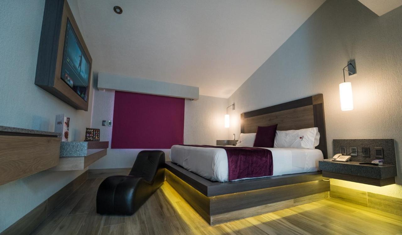 Auto Hotel Hacienda Arriba León Exteriör bild